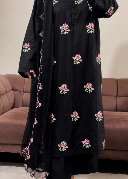HANILA  Embroidered 3PC Suit