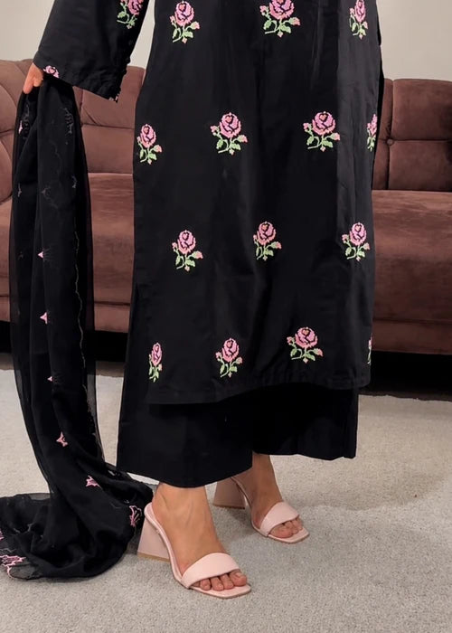 HANILA  Embroidered 3PC Suit